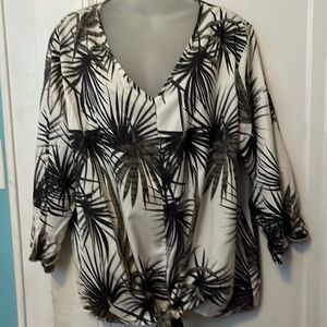 Shein Curve Woman’s Top 2XL